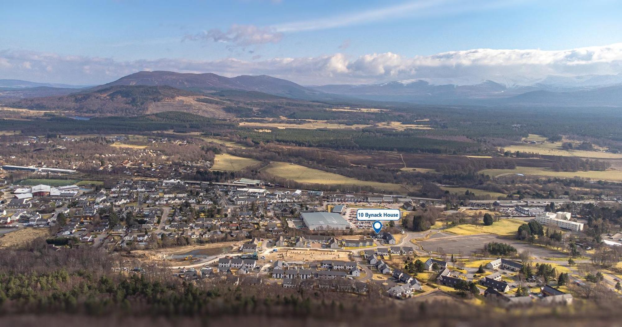 10 Bynack House Apartman Aviemore Kültér fotó